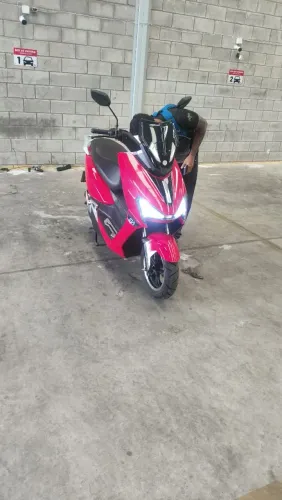 Voltz ev1 motos Honda BMW ZONTES Shineray BAJAJ Suzuki Yamaha Dafra wiuang 