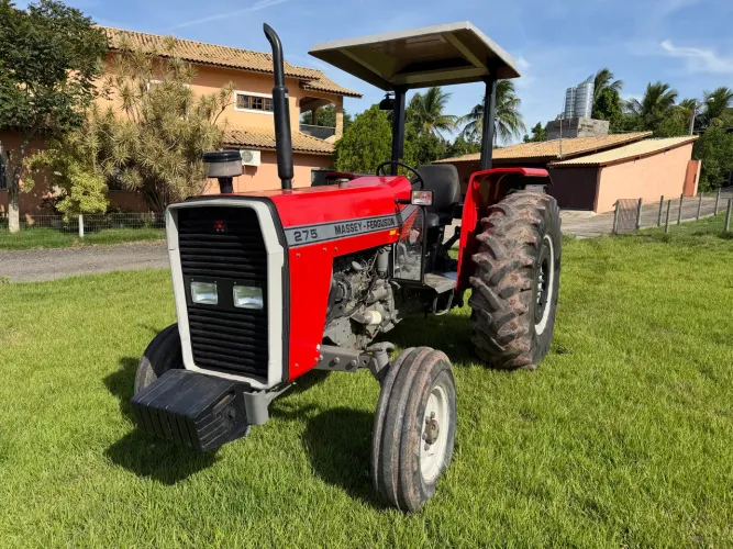 Trator Massey Ferguson 275