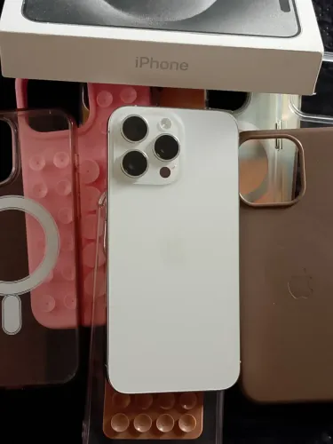 iPhone 15 Pro Max 256GB Com Caixa, Nota e várias capinhas!