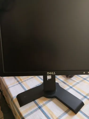 Monitor Dell 15 polegadas 