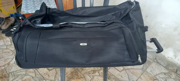 Mala Sacola De Viagem Grande Yin's Com Rodinhas (80x40cm) - Impecável