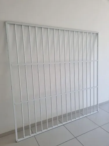 Grade em alumínio Branco