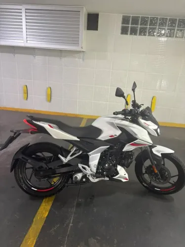 Bajaj Pulsar N150 2026 - 6.300km