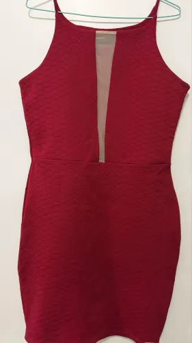 Vestido Vinho Damyller com decote