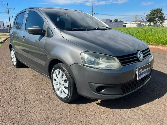 Volkswagen Fox 1.0 MI Total Flex 8V 5P 2011
