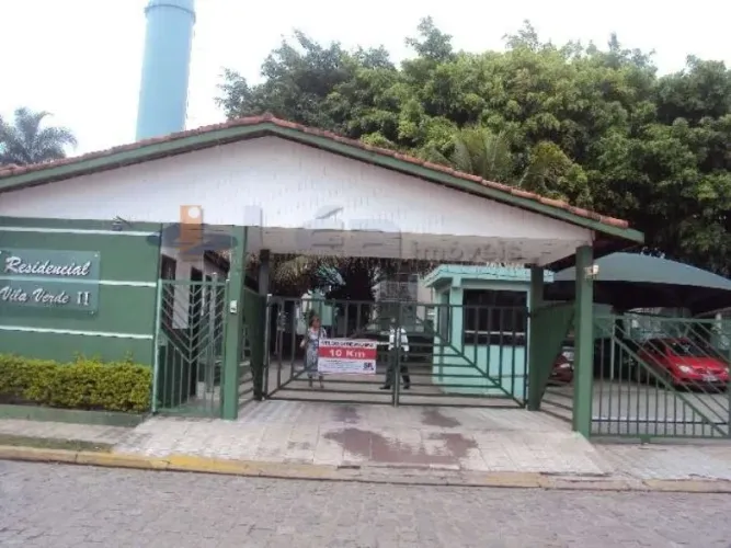 Apartamento à venda em Suzano-SP na Vila Urupes: 2 quartos, 1 sala, 1 banheiro, 1 vaga de