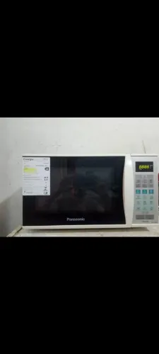 Microondas Panasonic 25 litros semi novo