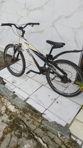 Bicicleta usada.