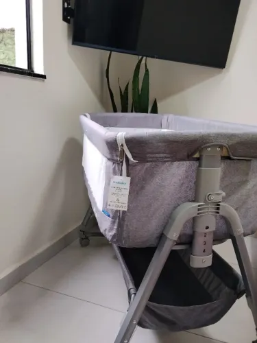 Berço de acoplar com balanço - serenitá KaBaby