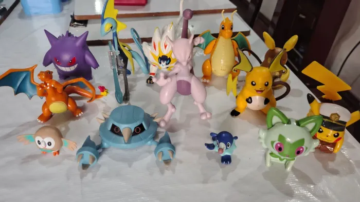 13 pokémons - Sunny, Tomy, Jazwares - actions figures