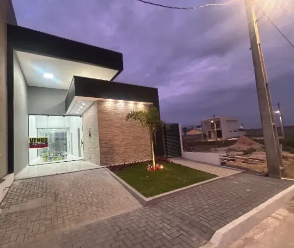 Casa Nova pronta pra morar condomínio fechado