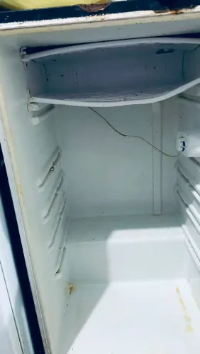 Vendo frigobar 