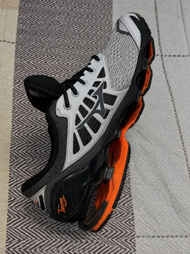 Tênis Mizuno Wave Prophecy 9