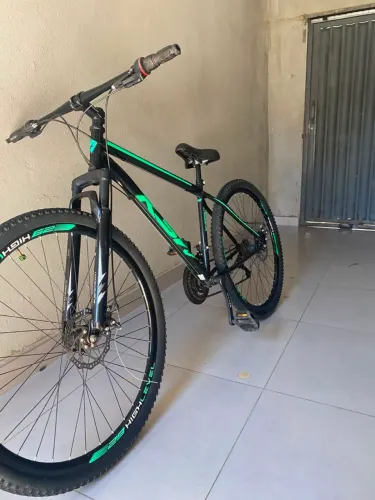 Bicicleta KSW CLT ARO 29, FREIO A DISCO.