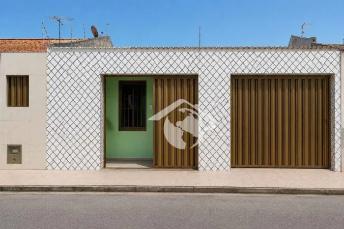 Casa à venda com 4 quartos, 1 suíte, 2 salas, por R$ 310.000 - José Conrado de Araújo - Ar