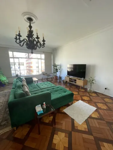 Ótima cobertura duplex, 04 quartos sendo 02 suítes em Ipanema - Rio de Janeiro - RJ