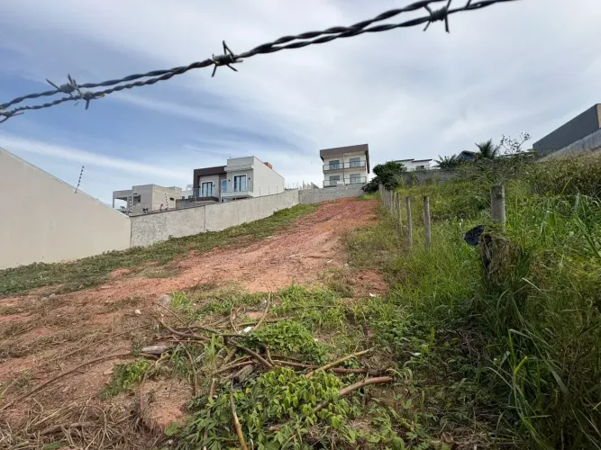 JHU-Lote de 420m² pertinho da praia em São Francisco Jacaraipe