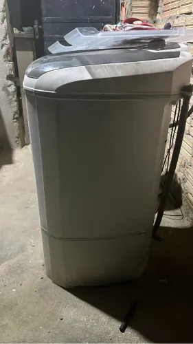 Vendo Tanquinho com defeito 