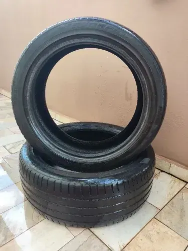 2 Pneus Pirelli aro 19 Jeep Compass meia vida 