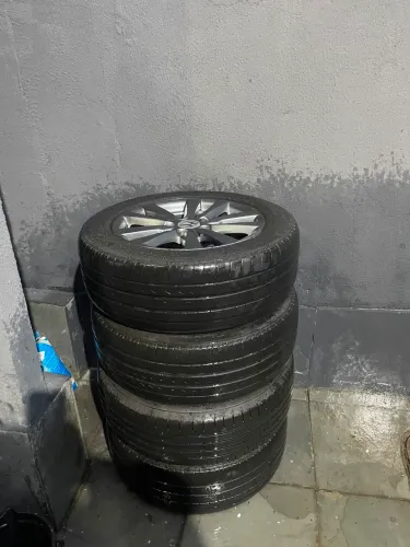 Rodas do honda ARO 16 com pneu