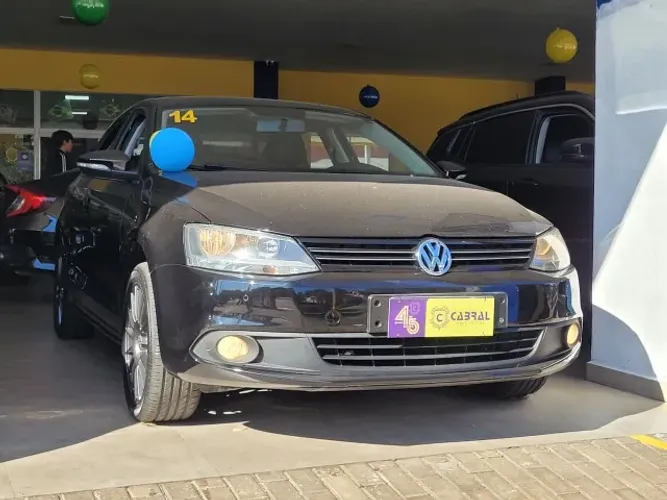 Volkswagen Jetta Comfortline 2.0 T.flex 8V 4P Tipt. 2014