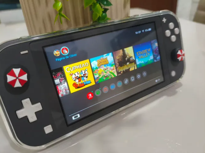 Nintendo Switch Lite