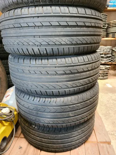 4 pneu seminovos 225/45/17