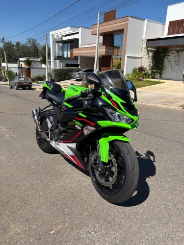 Kawasaki ZX6R 636 KRT 2023