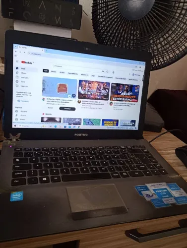 Vendo um notebook positivo Stilo usado