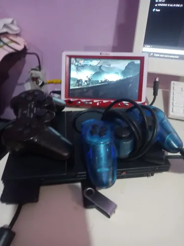 Ps2 baratinho ir logo 2 controles TESTO
