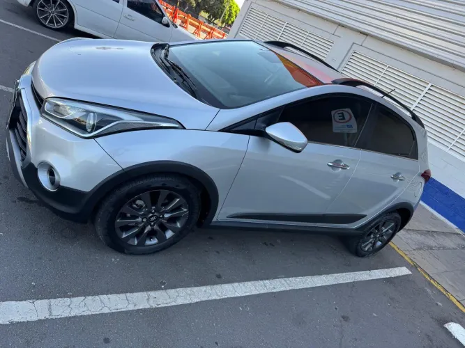 Hyundai HB20X Premium 1.6 Flex 16V Aut. 2017