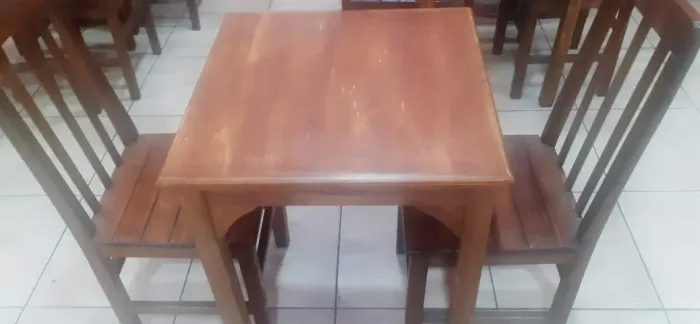 Mesa de madeira para bar 60 x 60