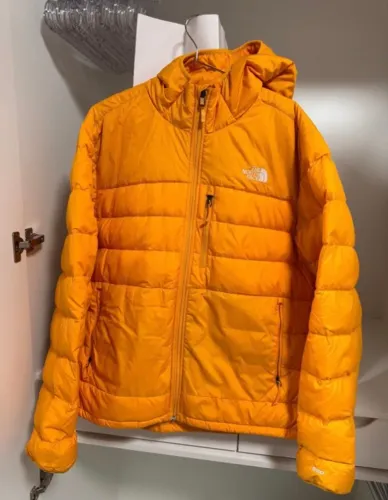 JAQUETA NORTH FACE AMARELA PLUMA DE GANSO TAM G