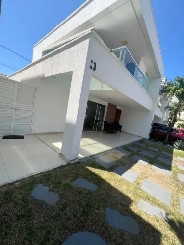 CASA 4/4 COM 3 SUÍTES À VENDA OU LOCAÇÃO BURAQUINHO