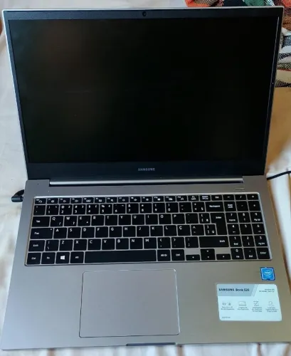Notebook Samsung Intel Celeron 5205u 4gb Hd 500gb
