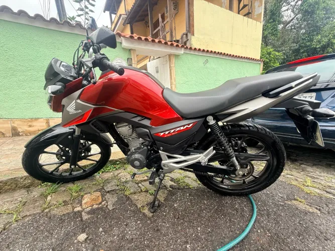onda CG Titan 160 2025 | Apenas 3.900 km | Garantia de Fábrica
