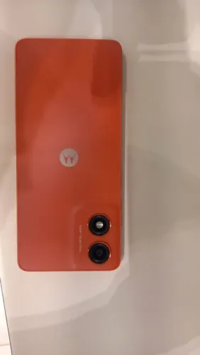 Moto g04s impecável