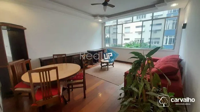 Apartamento à venda Copacabana com 100 m² , 2 quartos 1 suíte 1 vaga.