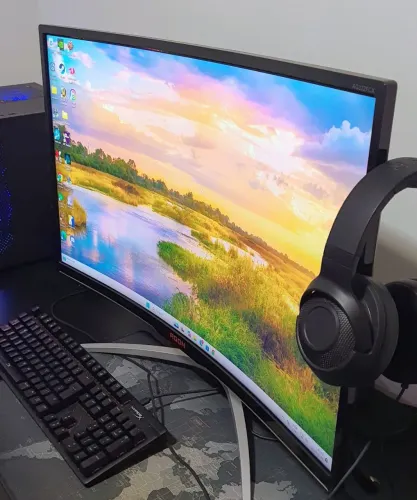 Monitor Gamer AOC 32'' Curvo 144Hz