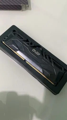 Memória RAM OLOy 8GB 3000MHz