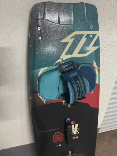 Prancha Kitesurf North - 136 x 41