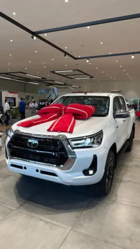 Toyota Hilux CD SRX 4X4 2.8 TDI 16V Diesel Aut. 2026