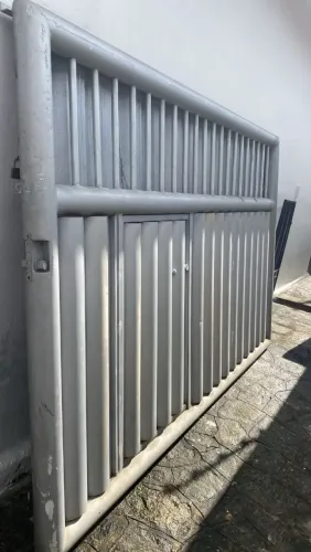 Portão  de Alumínio 