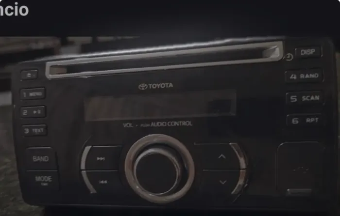 Som Original Toyota Etios