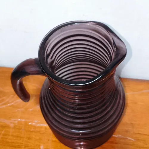 Jarra de Vidro Canelado Retrô Vintage Roxa  21 cm
