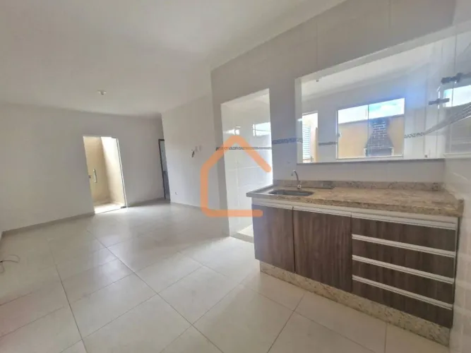 Apartamento com 2 dormitórios à venda, 65 m² por R$ 320.000 - Vergani - Pouso Alegre/MG