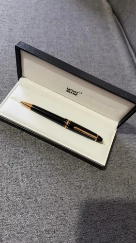 Caneta Montblanc Esferográfica Meisterstück Classique Revestida a Ouro