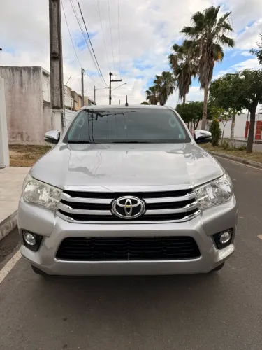Toyota Hilux CD SRV 4X4 2.8 TDI Diesel Aut. 2018