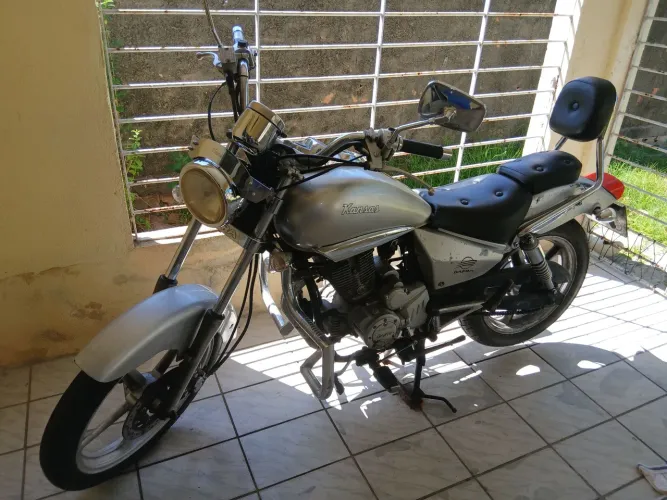 Kansas 150cc personalizada. 