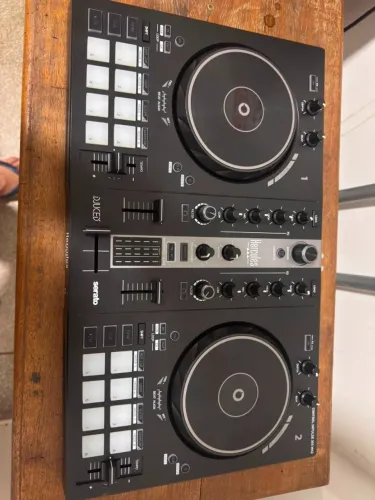 Controladora DJ HÉRCULES INPULSE 300MK2